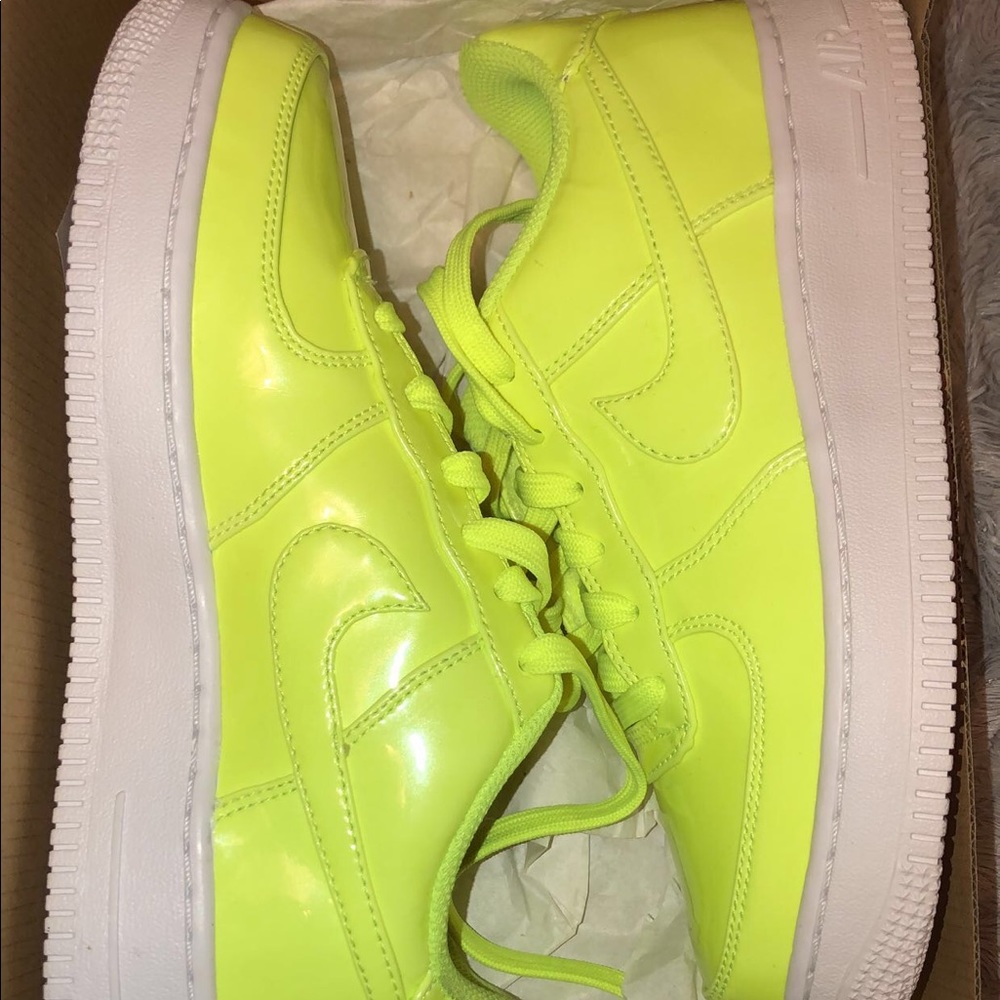 Nike Air Force 1 LV8 UV